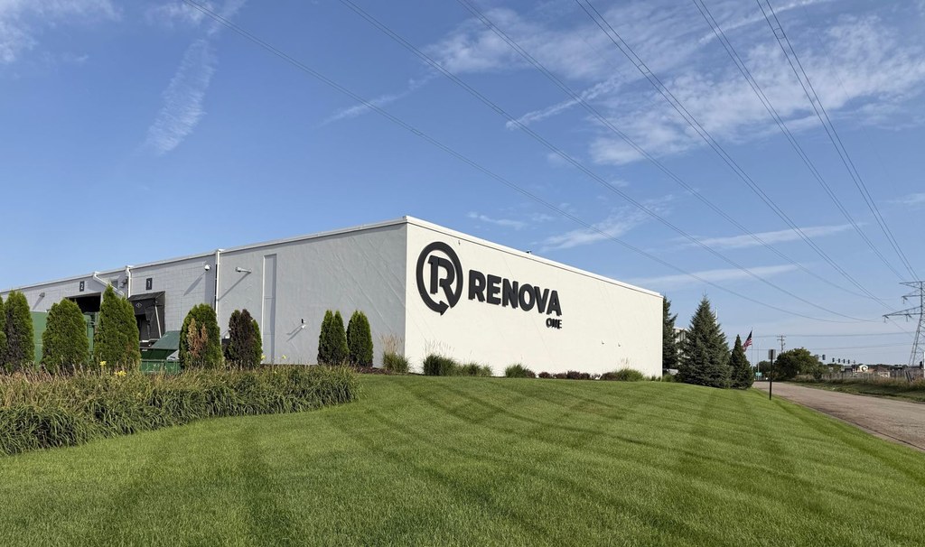 Renova Warehouse Lawn